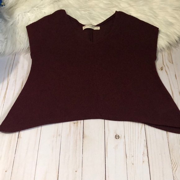 Urban outfitters maroon sweater-tee size small EUC - Picture 1 of 7